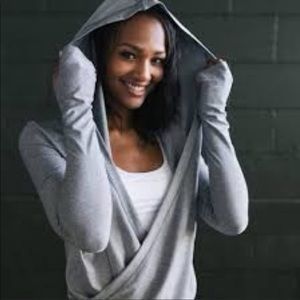 Zyia Activewear Yoga Shawl